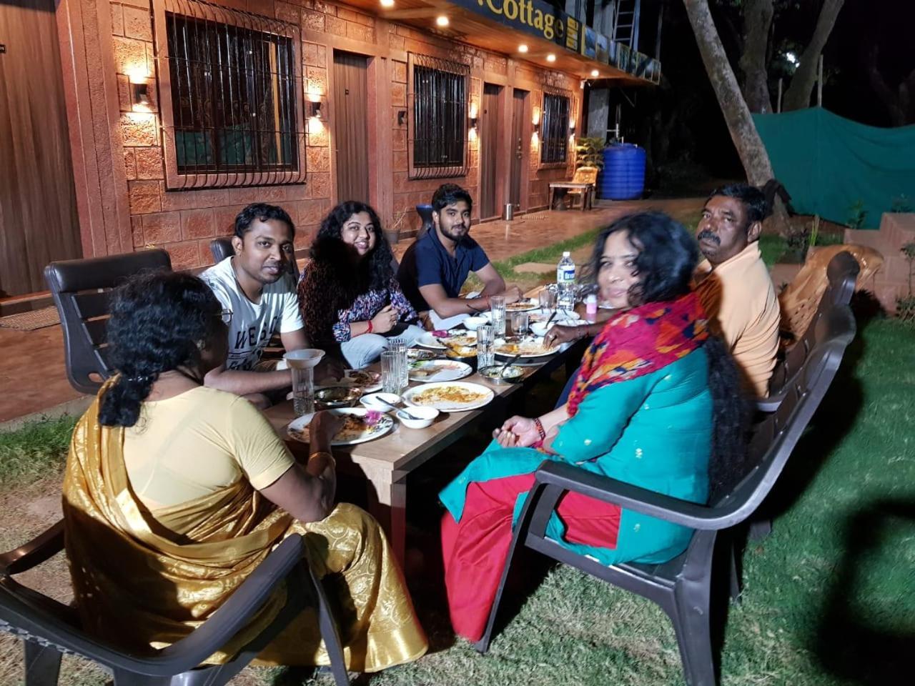 C P Cottage Mahābaleshwar Eksteriør bilde