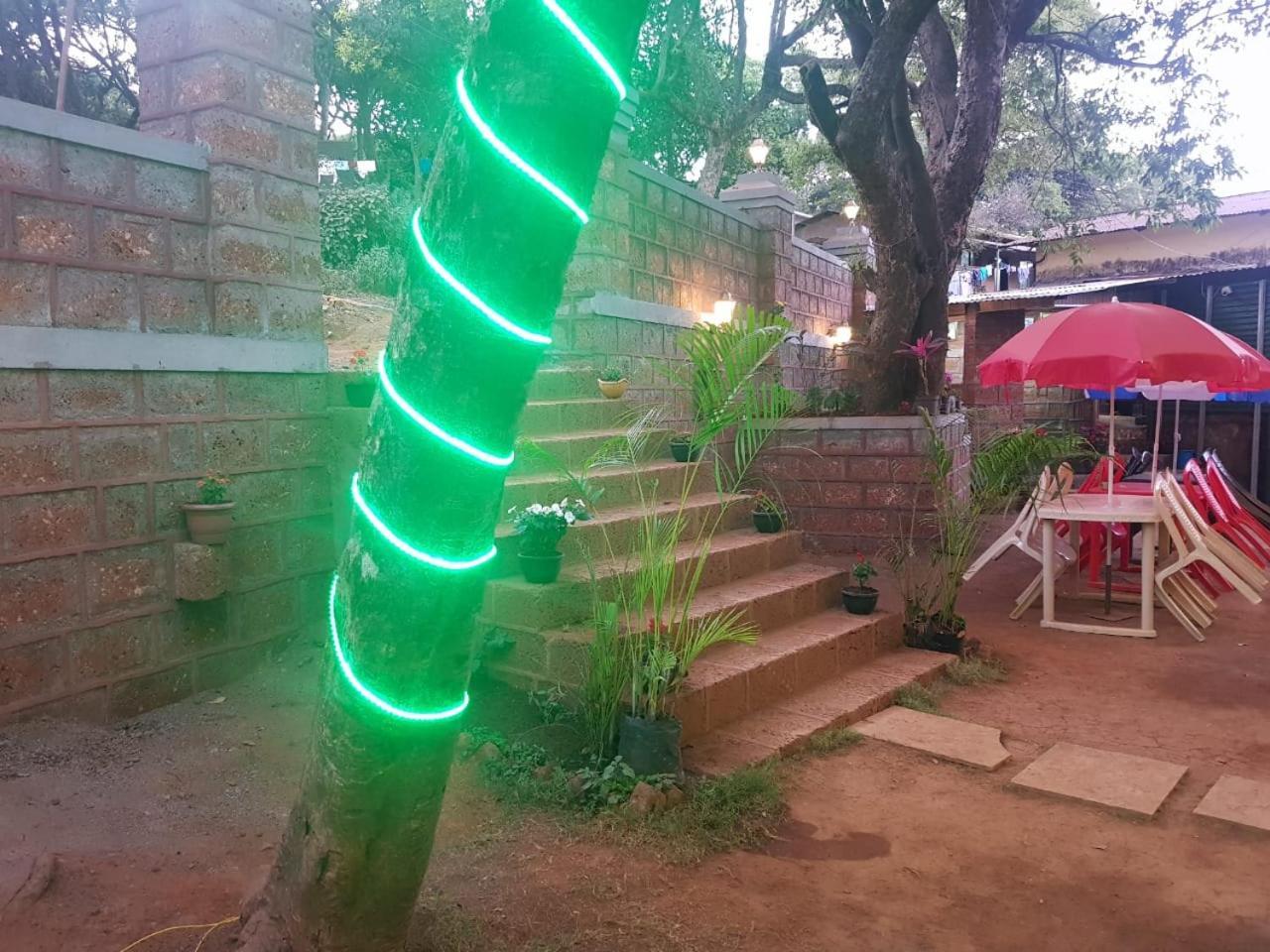C P Cottage Mahābaleshwar Eksteriør bilde