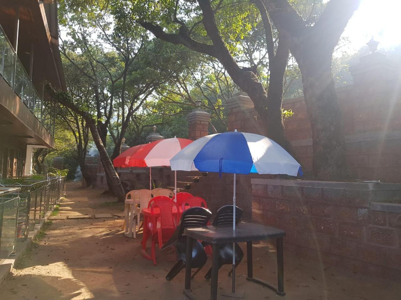 C P Cottage Mahābaleshwar Eksteriør bilde